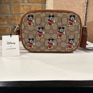 COACH DISNEY X COACH MINI JAMIE CAMERA BAG